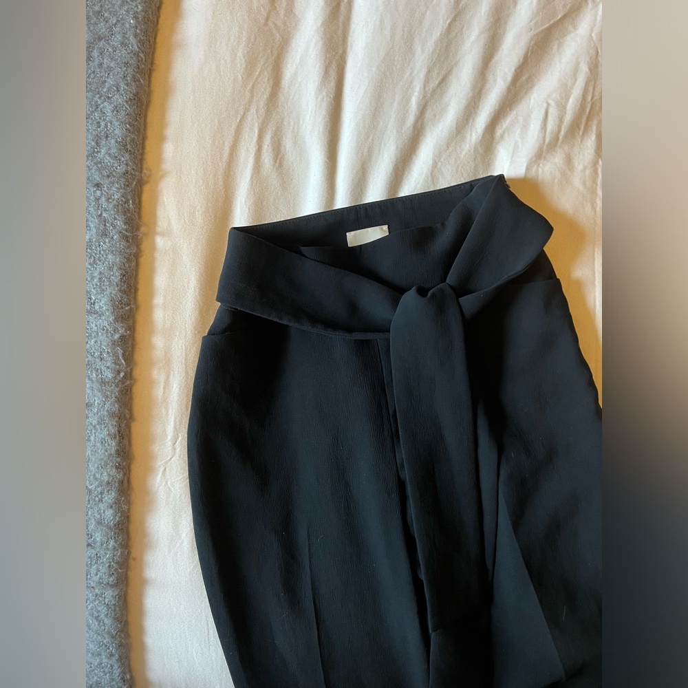 Aritzia - Wilfred - Black Tie Front - Inland Pants - Size 2